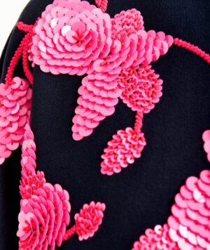 ESSENTIEL ANTWERPS weatshirt en coton bleu marine à broderie rose