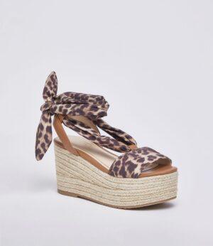 Sandales à semelle compensée