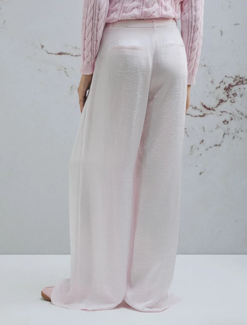 Pantalon-large-en-serge-froisse-ROSE-dos