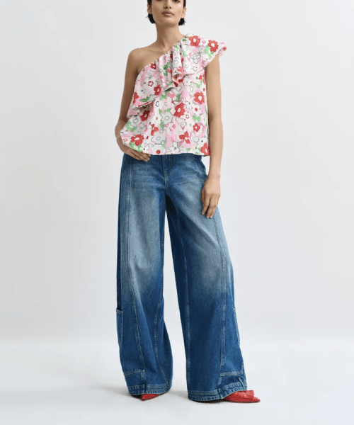 Top à une épaule et volants blanc cassé et multicolore