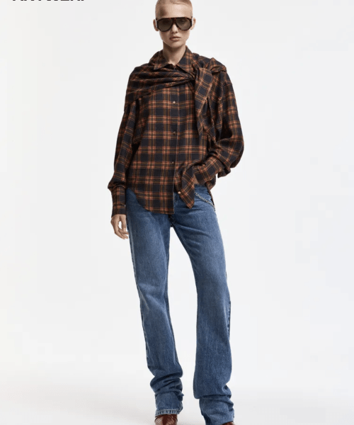 Chemise oversize à carreaux noire, orange et rouge avec foulard
