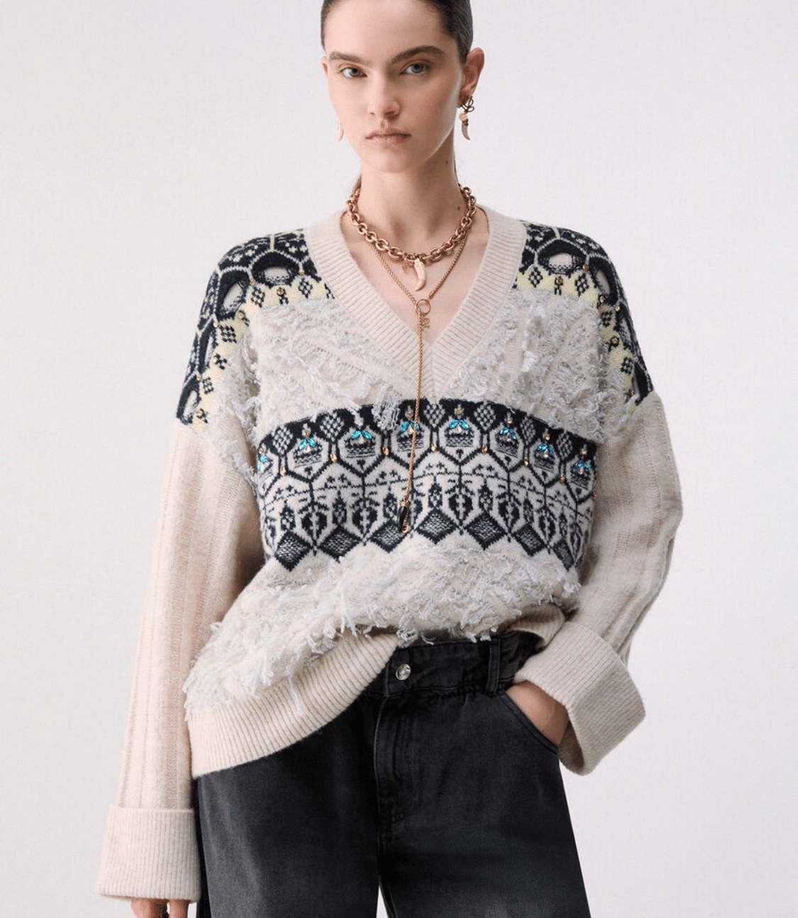 Pull en maille avec broderie