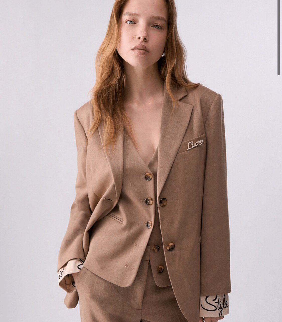 Blazer en tissus avec détails manches